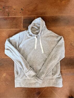 lululemon athletica Light Gray Scoop Neck Pullover